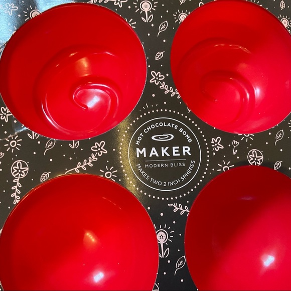 Hot Chocolate Bomb Maker - New in Package - Picture 4 of 5